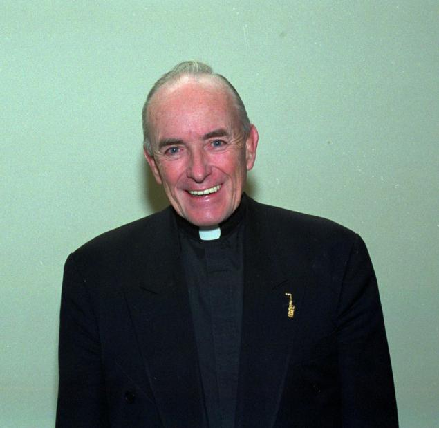 The Rev. Andrew Greeley had been in declining health for years following a skull fracture. The popular priest died Wednesday.