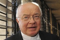 Josef Wesolowski es acusado junto a otro cura de la misma nacionalidad en mision en el pais caribeno de abuso sexual a menores. Foto de archivo AP.