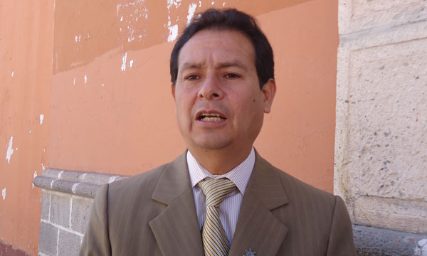 Victor Oriundo. Pidio evaluar situacion.
