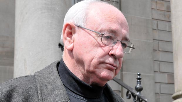 Father Eugene Lewis at an earlier court hearing. (© Pacemaker)