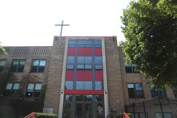 Hales Franciscan High School (Carolyn Van Houten/Chicago Tribune / November 8, 2013)