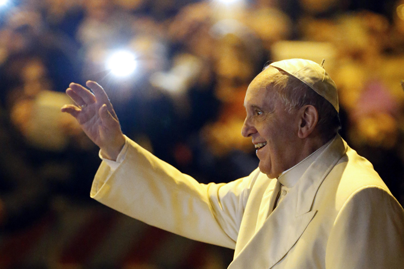 (RNS) Pope Francis waves as he leaves after visiting the parish of San Michele Archangelo in Rome February 8, 2015. Photo by REUTERS/Giampiero Sposito. * NOTE: This photo can only be used with RNS-VATICAN-REFORM, transmitted Feb. 9, 2015.