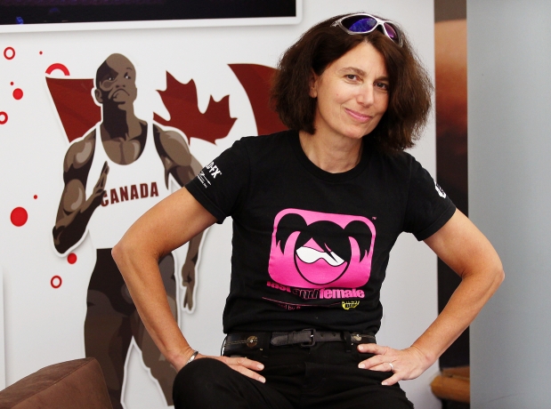 Freelance journalist Laura Robinson is dropping her lawsuit against former Vancouver Olympics CEO John Furlong’s p.r. company, but is going ahead with her main allegation that he defamed her.