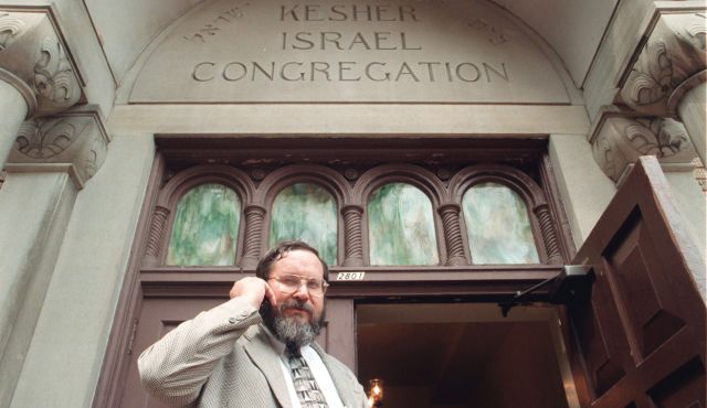 Rabbi Barry Freundel at the Kesher Israel Congregation in Georgetown is seen making a call in this Aug. 7, 2000 photo. Photo by AP