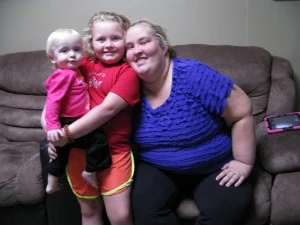 Honey Boo Boo (Alana Shannon), Mama (June Shannon), and Kaitlyn Shannon. (TLC)