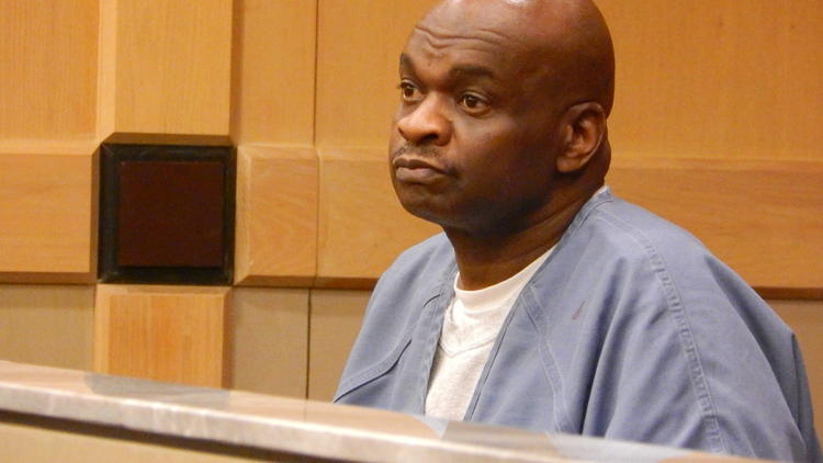 State prosecutors in Broward County dropped their remaining child sex abuse charges against Jeffery London, clearing the way for his federal prosecution on a related charge. London was photographed in Broward Circuit Court during a Dec. 8 hearing. (Rafael Olmeda, Sun Sentinel)