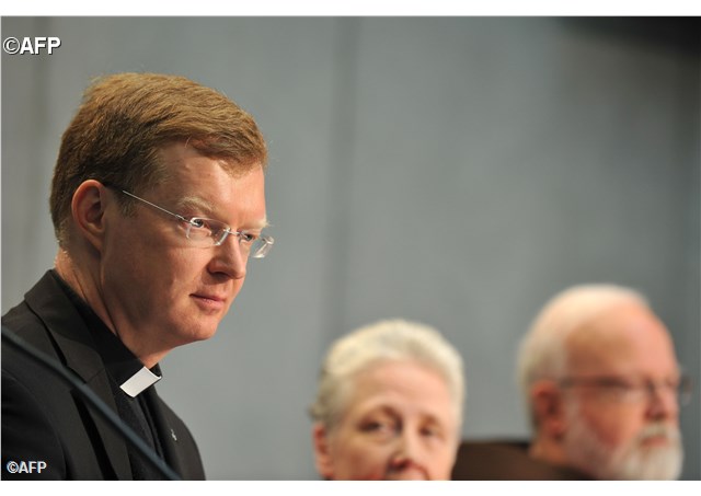Padre Zollner - AFP