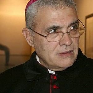 L'ex vescovo di Trapani Francesco Micciche