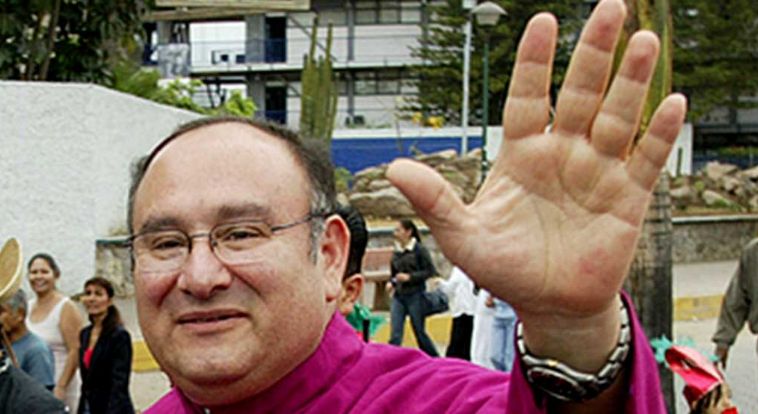 Gonzalo Galvan Castillo, senalado por encubrir al menos un caso de pederastia Twitter