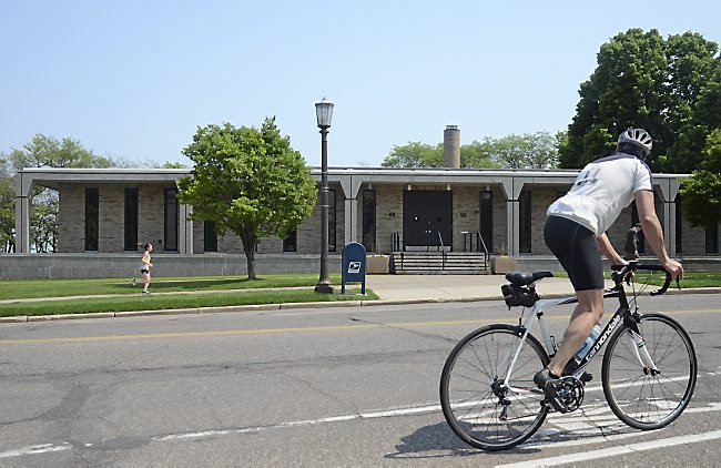 The Archdiocese of St. Paul and Minneapolis chance and archbishop's residence on Summit Avenue in St. Paul. (Pioneer Press: Holly Peterson)