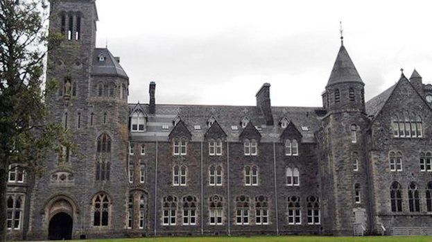 Loch Ness: Fort Augustus Abbey in Highlands.