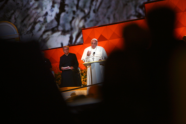 Pope Francis delivers his concluding remarks at the Festival of Families in Philadelphia, September 26, 2015. More than a million people were expected to attend meetings, concerts and the papal parade during the World Meeting of Families. (Eric Thayer / The New York Times)