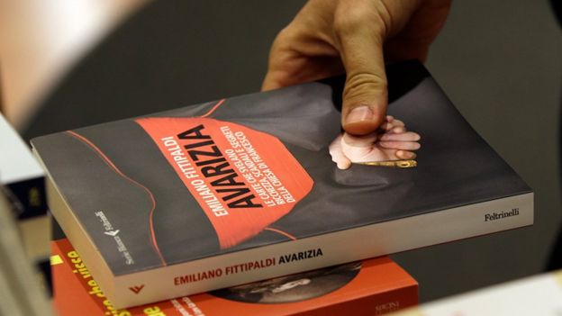 Fittipaldi's book Avarice is subtitled: "The papers that reveal wealth, scandals and secrets in the Church of Francis"