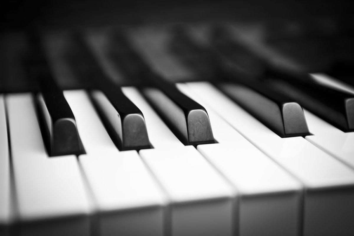 The 69-year-old teacher is being accused of abusing his piano student four years ago, when she was 12. (ADAMKAZ/GETTY IMAGES)