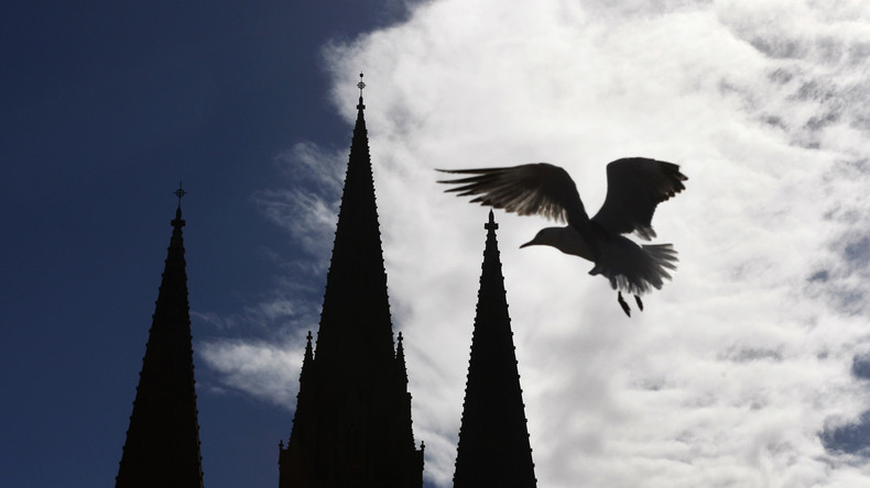 Les victimes d'abus pedophiles par des membres du clerge catholique australien ont ete entendues par une commission royale qui publie un rapport chiffre