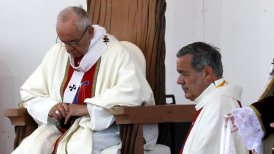 Para disgusto de la Iglesia Catolica, el obispo formado por el cura Karadima ha sido protagonista durante toda la estadia de Francisco en Chile.