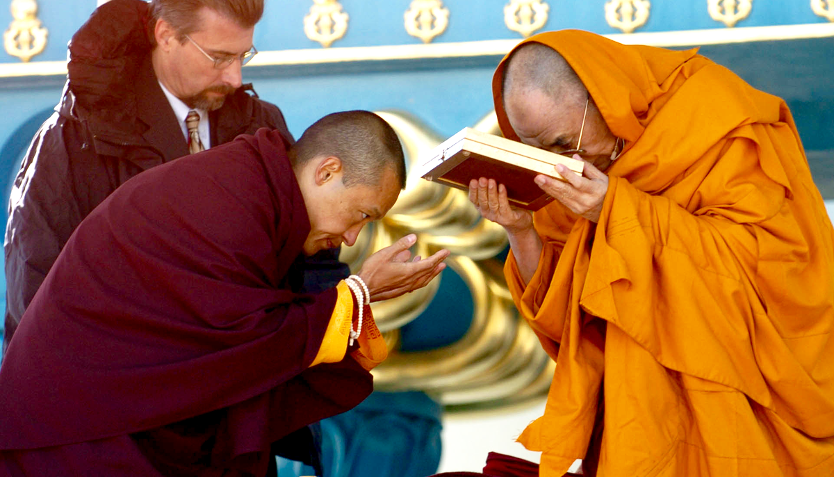 Sakyong Mipham presenting an award to the Dalai LamaSakyong Mipham presents an award to His Holiness the Dalai Lama at Shambhala Mountain Center in 2006. Photo By Helen H. Richardson/The Denver Post via Getty Images.