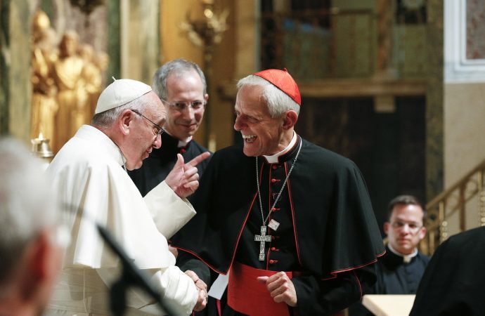 Pope Francis greets Cardinal Donald W. Wuerl of Washington as the pope meets with U.S. bishops in the Cathedral of St. Matthew the Apostle in Washington Sept. 23. (Credit: CNS photo/Paul Haring.)