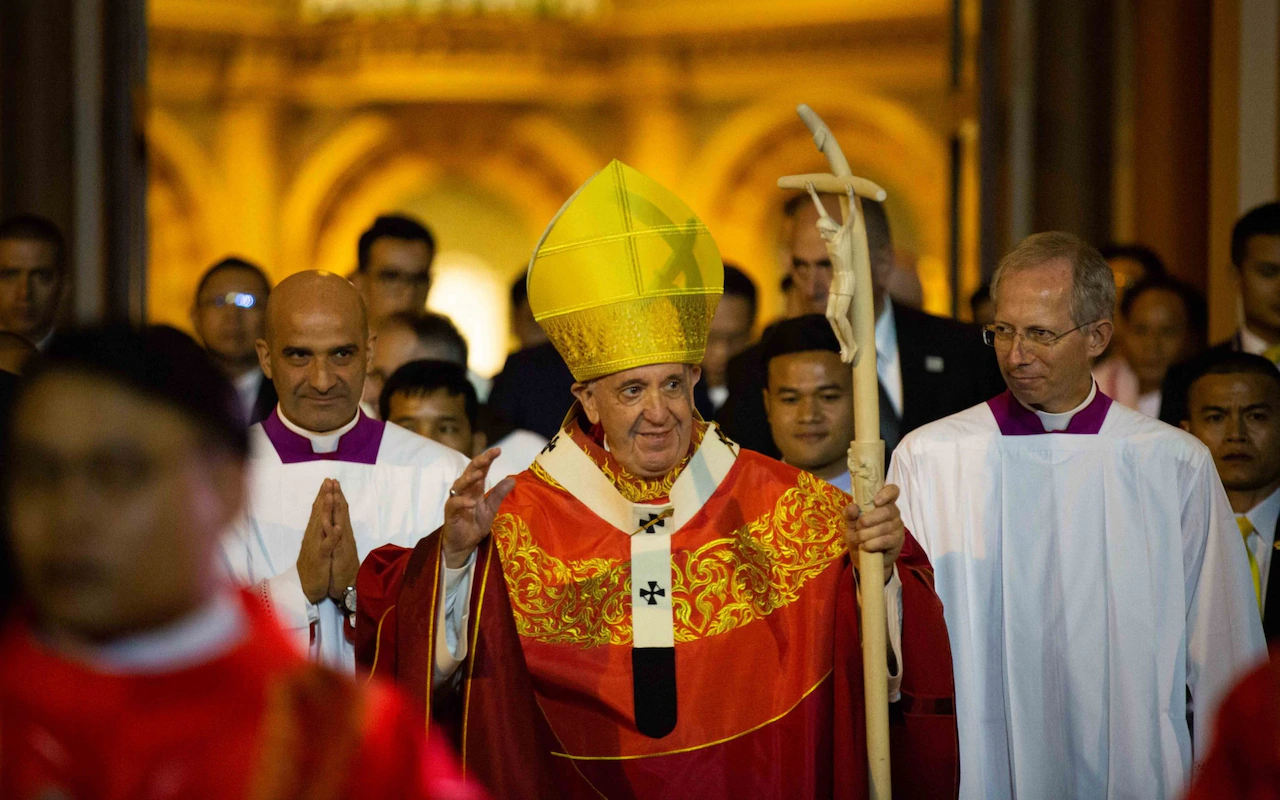 Pope Francis exits a youth Mass at Assumption Cathedral on November 22, 2019 in Bangkok, Thailand CREDIT: GETTY