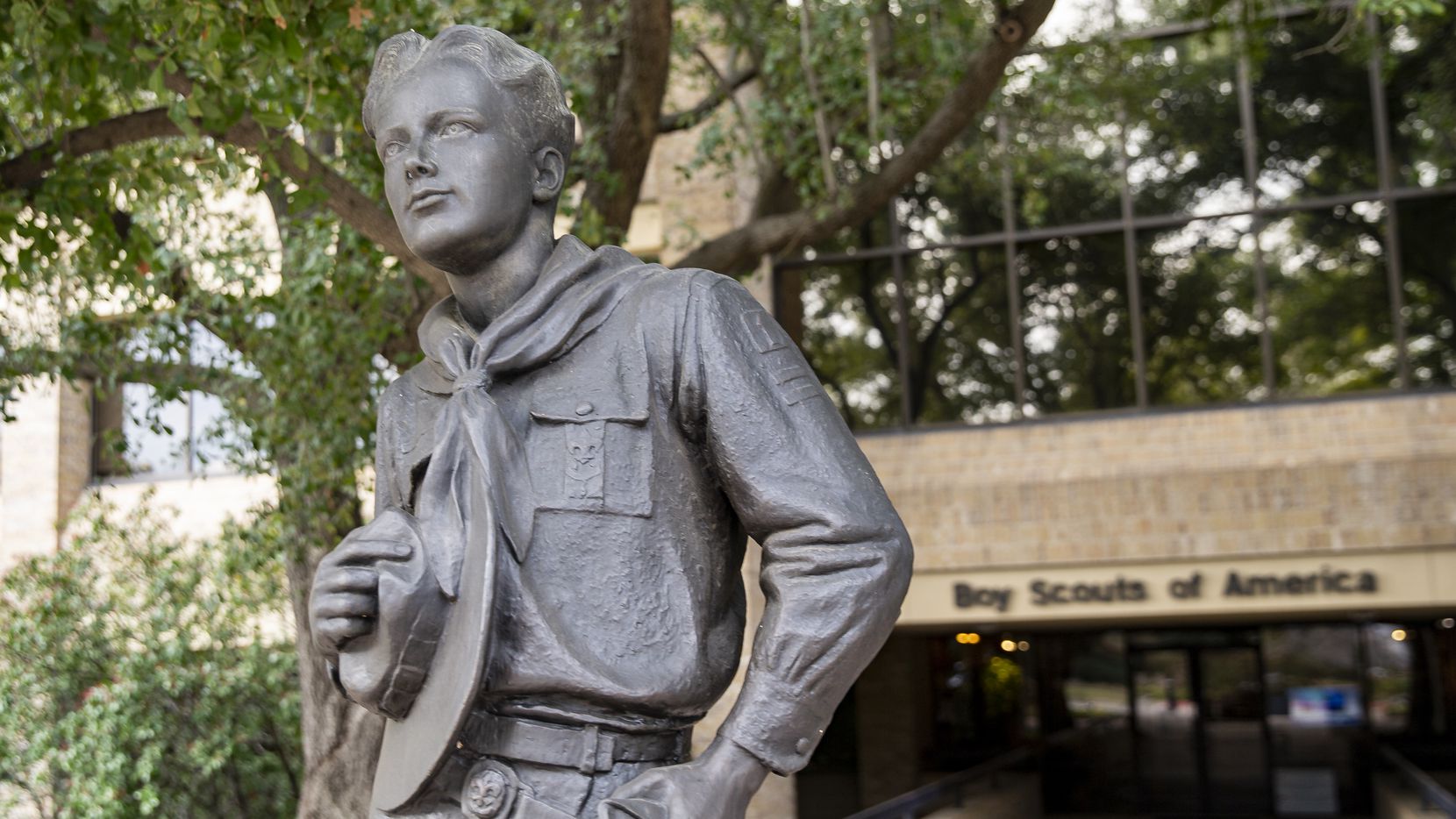 The Boy Scout statue outside of the Boy Scouts of America headquarters in Irving.(Juan Figueroa / Staff photographer)