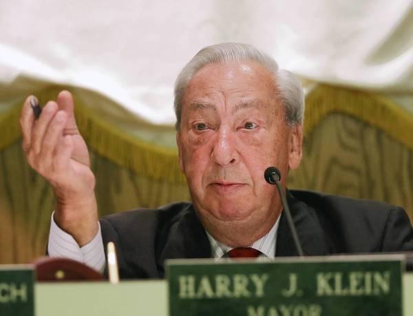 Burbank Mayor Harry Klein, shown, said he approved of hiring the Rev. Robert Stepek in 2007 as a police resource officer because he "trusted in the goodness" of Stepek. The priest was asked by the Chicago Archdiocese in 2006 to step down from his Burbank parish after the archdiocese found reason to believe two brothers who had accused Stepek of sexually abusing them in the early 1980s. (Nuccio DiNuzzo, Chicago Tribune)