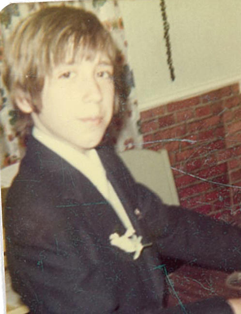A young Tino Flores.