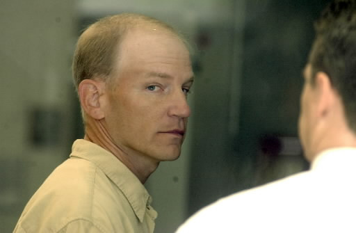Daniel McCormack stands in a security line at 26th and California to plead guilty to charges involving sexual abuse of five boys in July 2007. | Sun-Times file photo