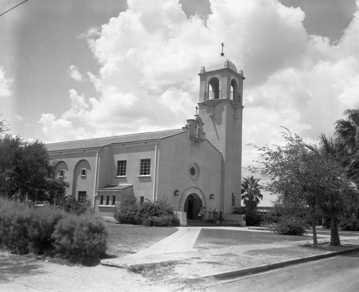 A priest said he saw scratches on Feit’s hands shortly after Garza’s disappearance. (BETTMANN/BETTMANN ARCHIVE)