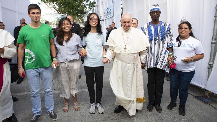 Pope Francis with young people at WYD in Panama 2019  (Vatican Media)