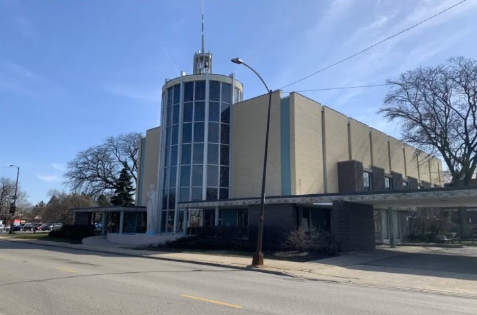 Immaculate Conception Church, which is at Talcott and Harlem avenues north of the Kennedy Expressway. The Rev. John Baptist Ormechea (inset) was assigned there from the late 1970s to the late 1980s. Robert Herguth / Sun-Times, Passionists