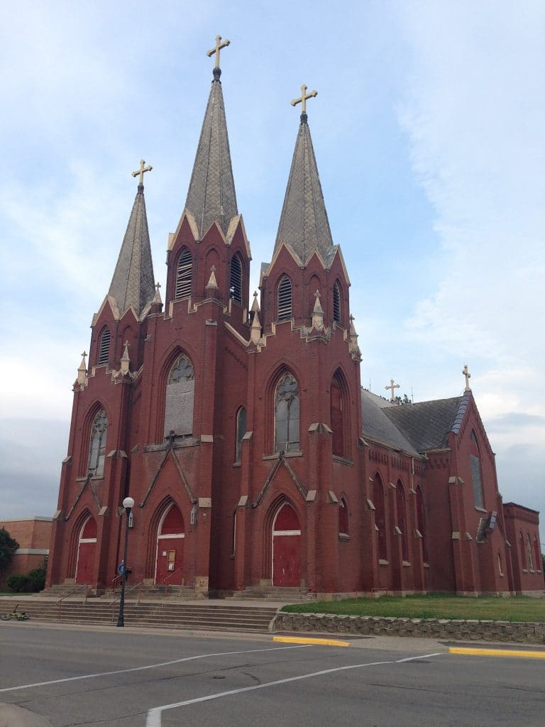 Cathedral of the Immaculate Conception, Crookston, Mn. Image credit: SH5544, Own Work, CC BY-SA 3.0