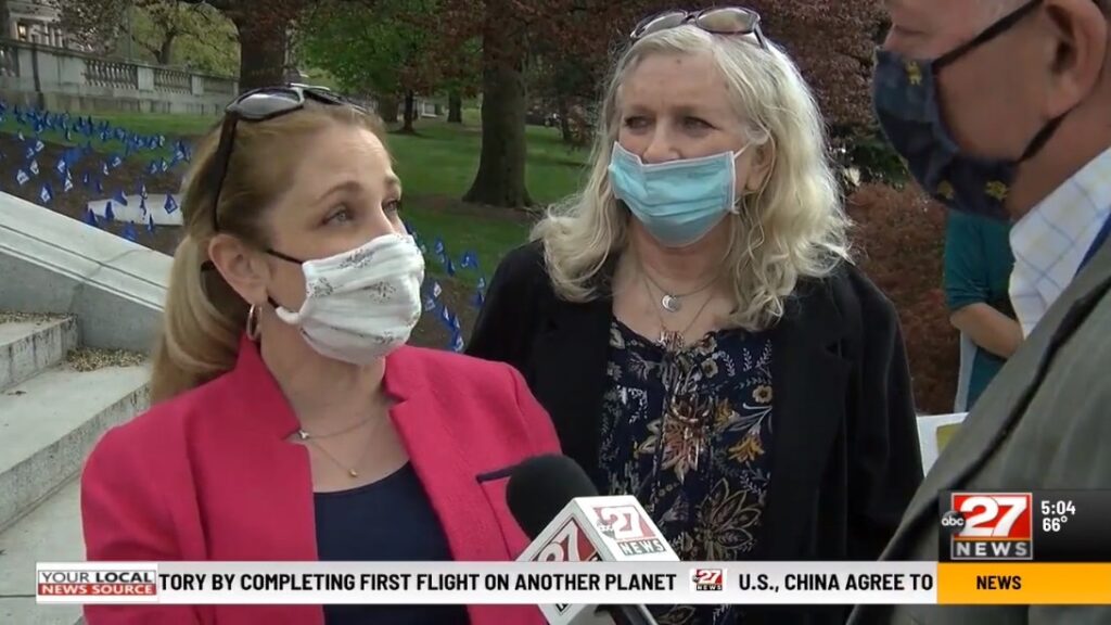 Amanda Behe, sister of Joey Behe, and his mother, Judy Deaven.