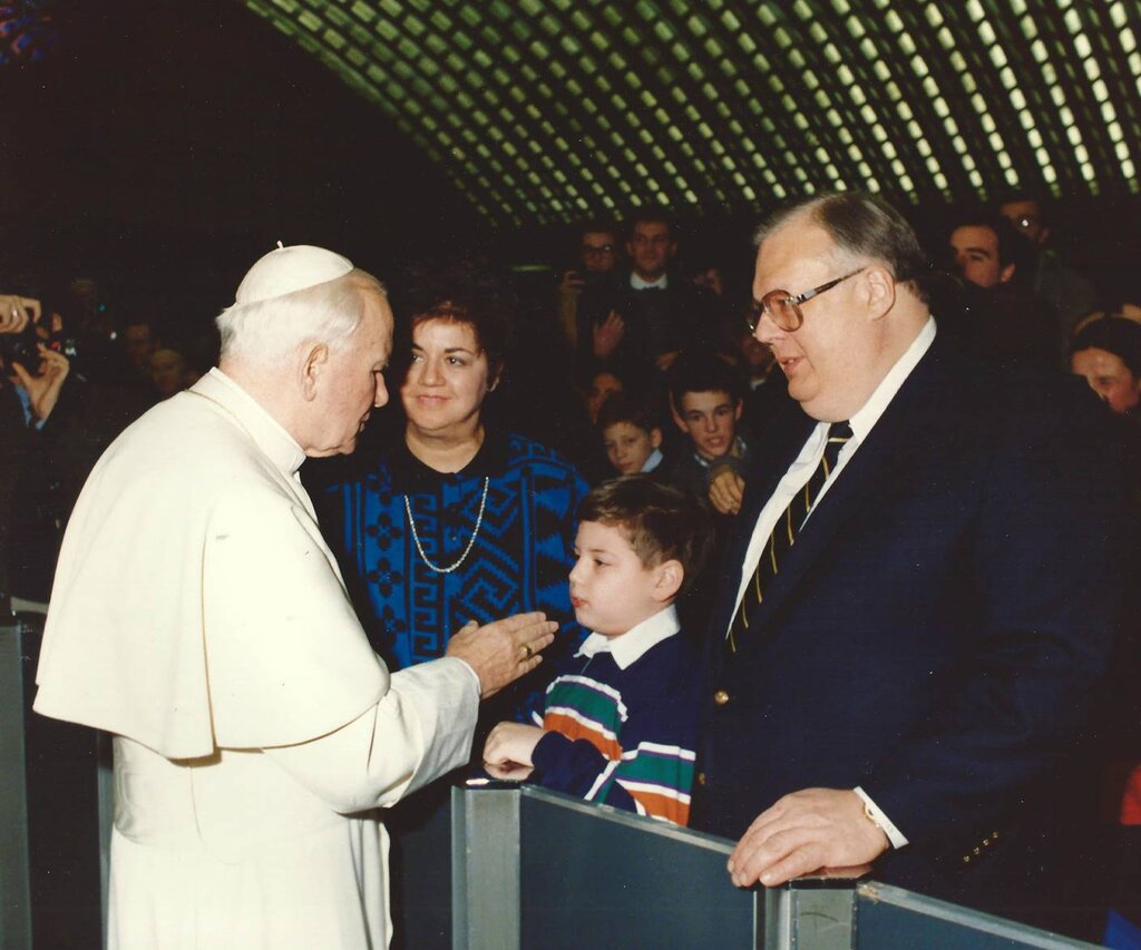 James A. Serritella with Pope John Paul II in 1997. His influence extended from the National Conference of Catholic Bishops to the U.S. Supreme Court. Credit via Serritella family