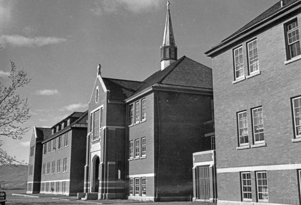 The main administrative building of the former school is pictured in 1970. (Department of Citizenship and Immigration- Information Division / Library and Archives Canada)