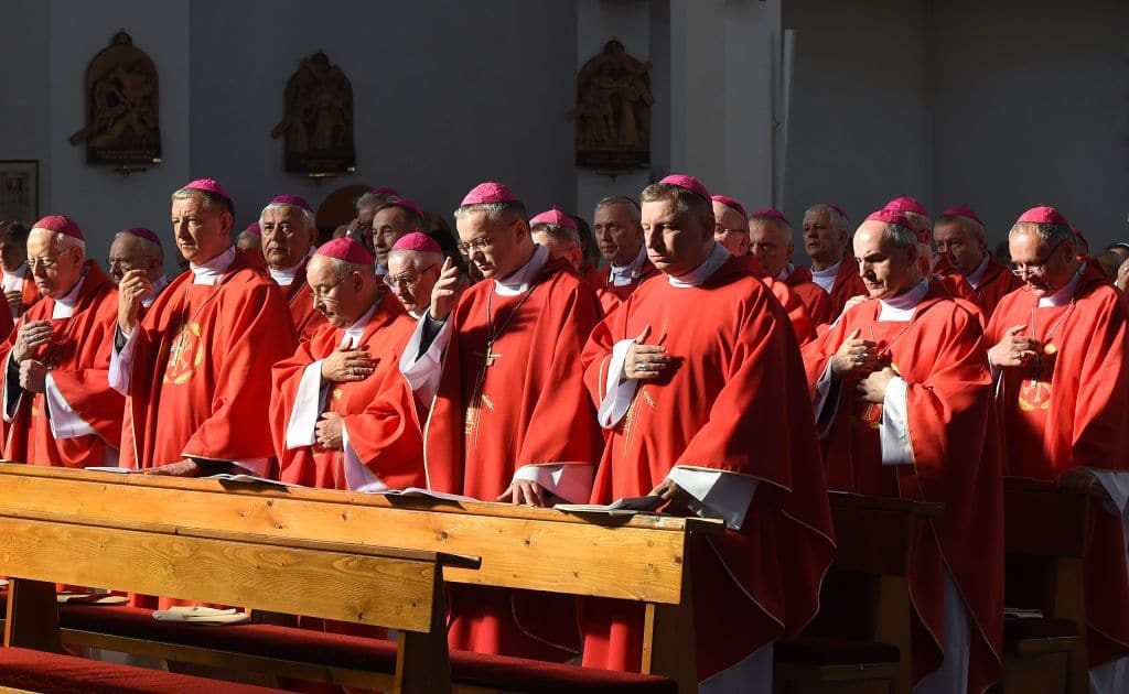Polish Bishops attend a special Mass on the sidelines of a 2019 meeting on child sex abuse scandals (archive photo)