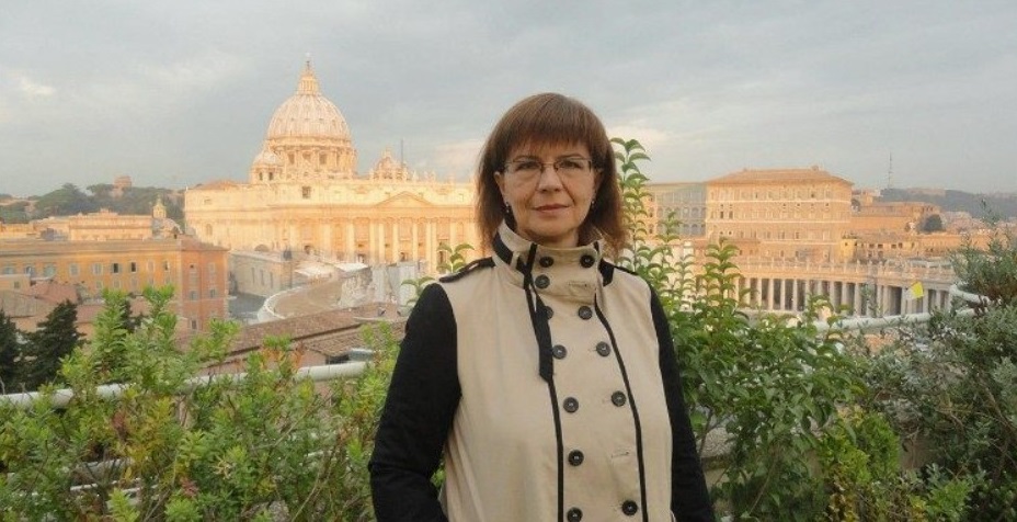 Dr. Ewa Kusz, Deputy Director of the Center for Child Protection at the Ignatianum Academy in Krakow 
