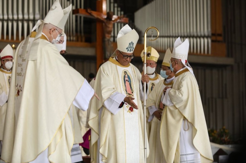 Peruvian Archbishop Hector Miguel Cabrejos Vidarte, president of the Latin American bishops' council, or CELAM, gestures alongside prelates while concelebrating Mass during the opening of the Sixth Ecclesial Assembly of Latin America and the Caribbean at the Basilica of Our Lady of Guadalupe in Mexico City Nov. 21, 2021. (CNS photo / Emilio Espejel)