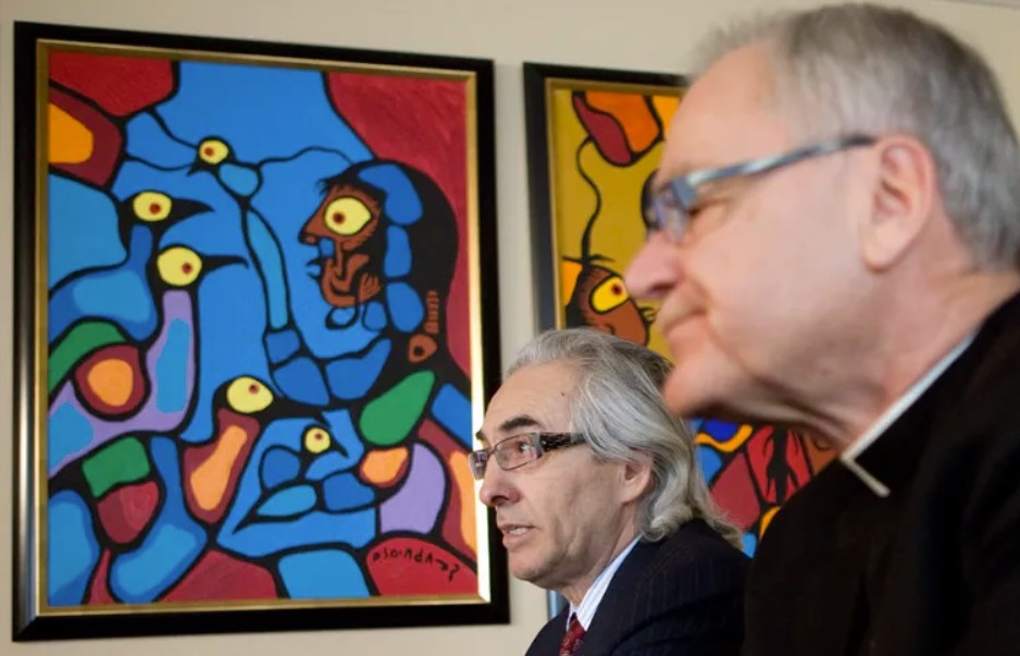 Assembly of First Nations National Chief Phil Fontaine, left, and Archbishop James Weisgerber take part in a press conference in Ottawa in April 2009, to announce that the Assembly of First Nations was sending a delegation to meet with Pope Benedict XVI at the Vatican. The Canadian Press / Sean Kilpatrick