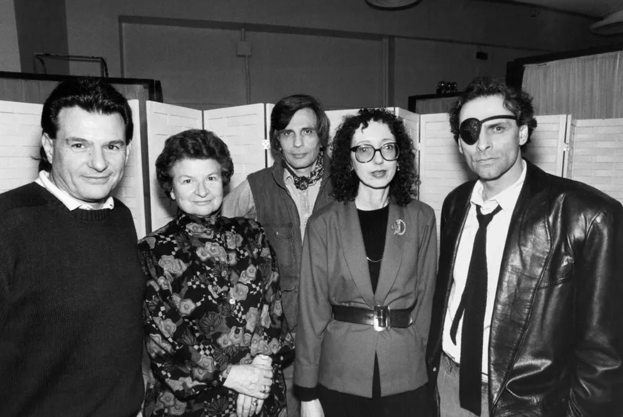 Mr. Vachss, far right, at a 1990 panel discussion on writing about crime with, from left, Bob Leuci, P. D. James, Jerome Charyn and Joyce Carol Oates. Credit G. Paul Burnett / The New York Times