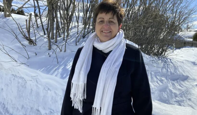 Suzanne Tremblay, the [Harvey survivor and] spokesperson for the Association des jeunes victimes de l’Église, which represented the defrocked priest's victims, said she hopes the agreement will finally allow the victims to find peace. (Claude Bouchard / Radio-Canada).
