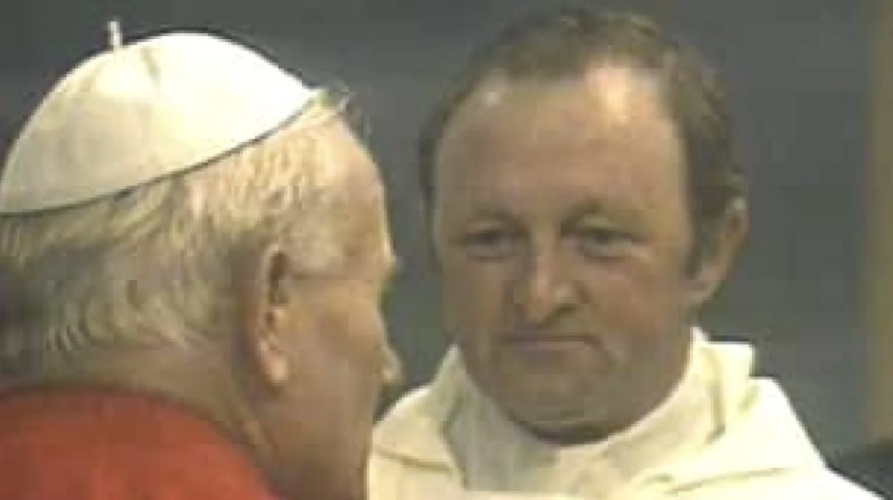 The late James Hickey is seen here in eastern Newfoundland with Pope John Paul II in 1984. (CBC)