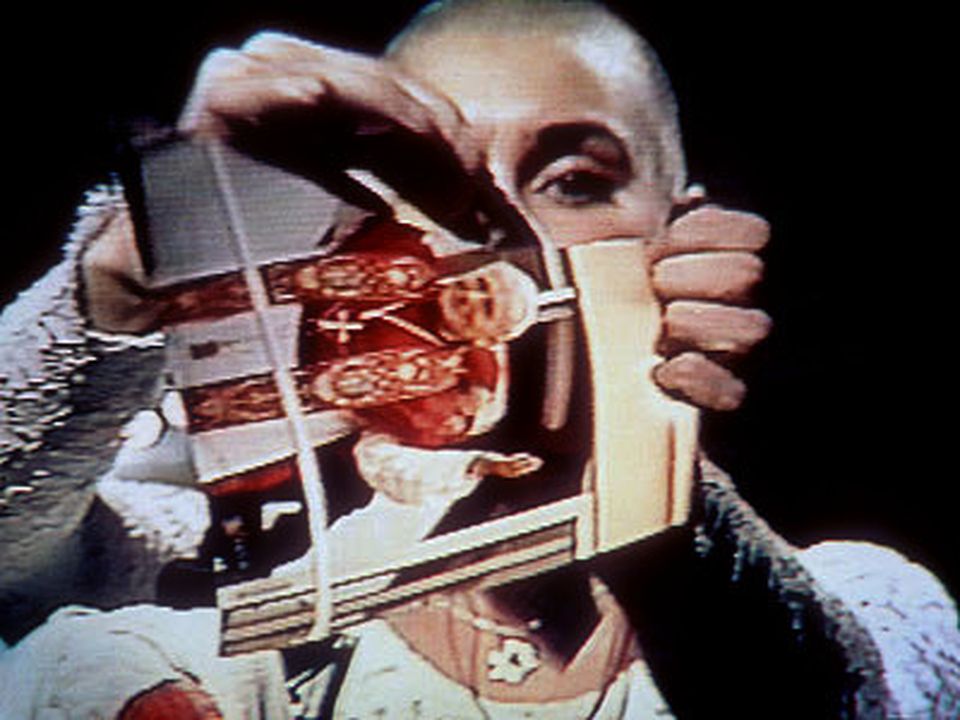 Sinead O'Connor rips up the photo of the Pope