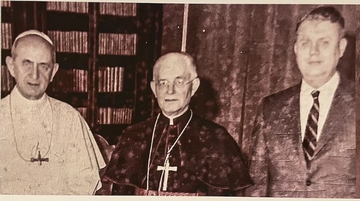Francis X. Gallagher, Sr. (R), longtime lawyer for the Archdiocese of Baltimore, is pictured here with Pope Paul VI (L), and Baltimore Cardinal Lawrence Shehan (center) in an undated family photo. (Family photo / Courtesy of Gallagher family)