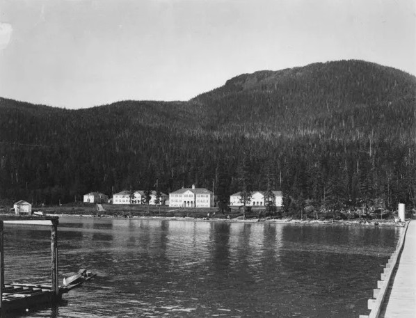 An undated photograph of the Wrangell Institute, which operated in southeast Alaska from 1932 to 1975. P44-01-053, Alaska State Library, Skinner Foundation Photo Collection
