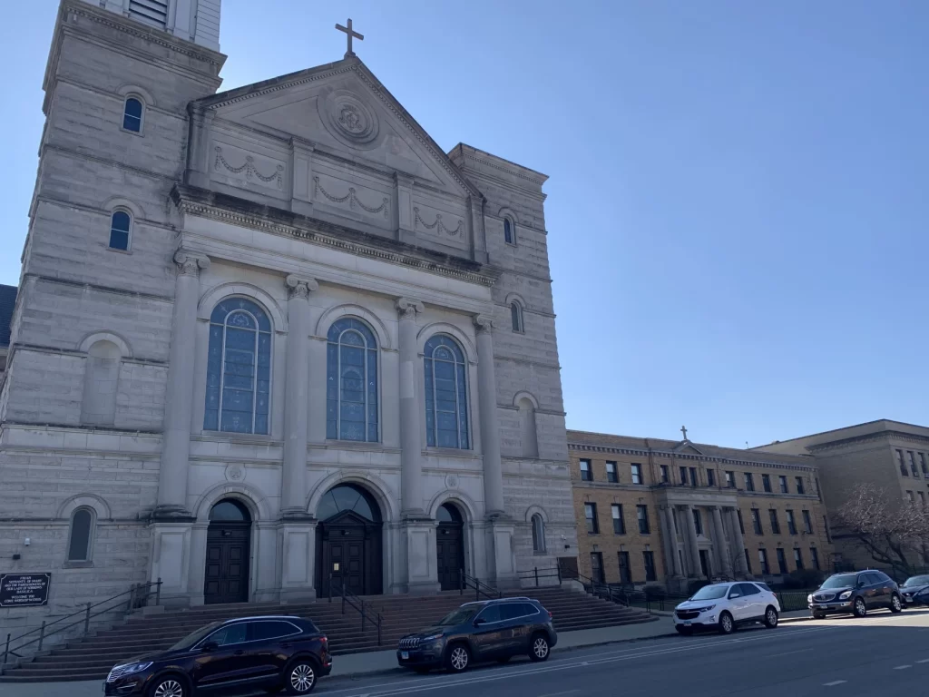 The Our Lady of Sorrows Basilica at 3121 W. Jackson Blvd., with the Servites’ monastery next door along with the former St. Philip High School complex.Robert Herguth / Sun-Times